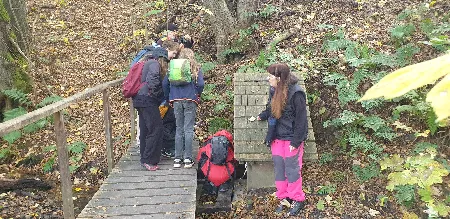 8.B se zúčastnila programu Zachraňme studánky