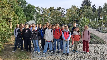5.A Exkurze do planetária a výlet na Petřín 
