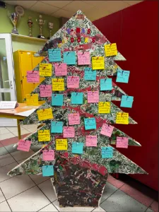 Vánoční knižní strom